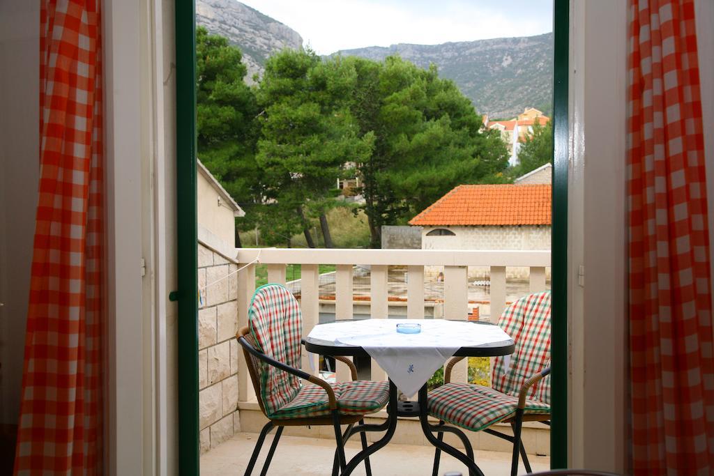 Guest House Marija Бол Экстерьер фото