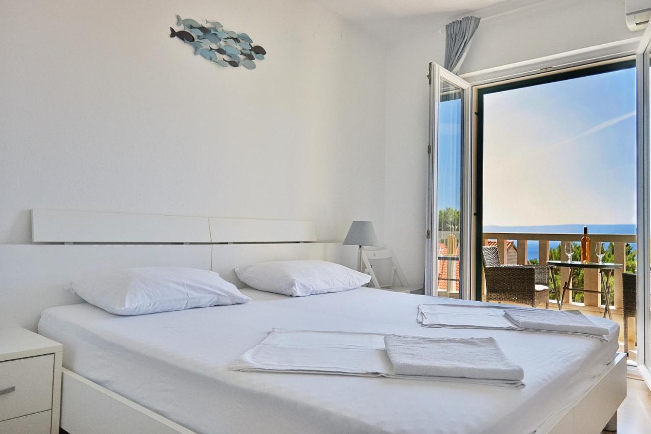 Guest House Marija Бол Экстерьер фото
